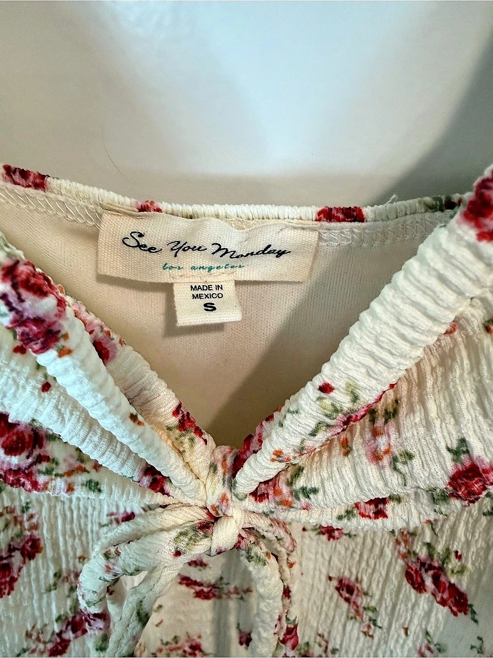 See You Monday Floral Maxi Dress in Cream & Red Size Small - Picture 5 of 5